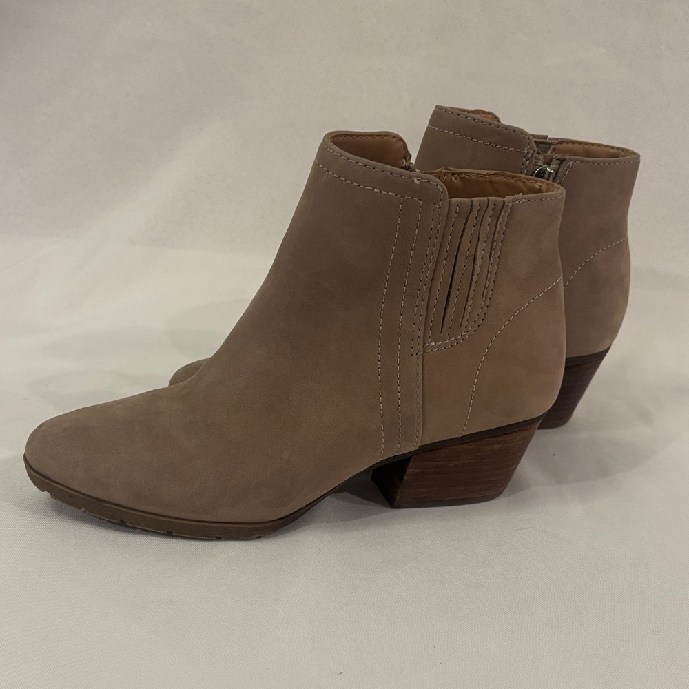Blondo Taupe Ankle Booties